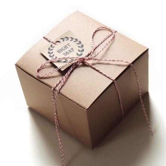 gift box package free shipping on orders over 100$